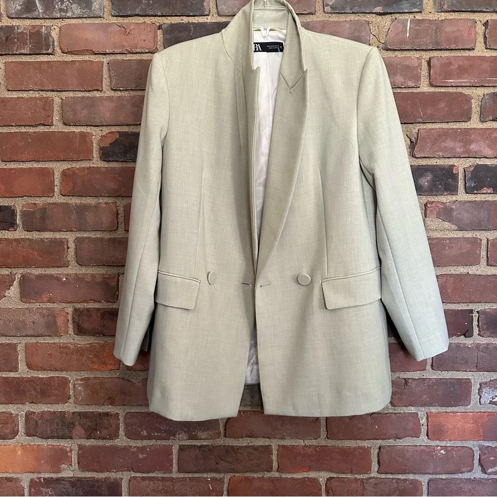 ZARA pale green boyfriend fit blazer size medium